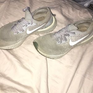 nike airs 7/10 condition. worn out a little